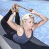 ProsourceFit Metal D-Ring Yoga Strap 8’ Durable Cotton for Stretching and Flexibility(Beige)